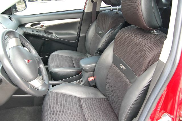 Pontiac Vibe 2009 photo 2