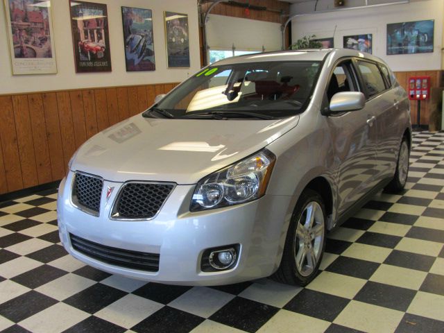 Pontiac Vibe 2010 photo 3