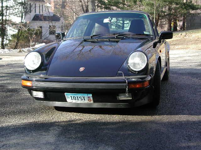 Porsche 911 1985 photo 2