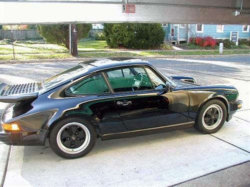 Porsche 911 1985 photo 3