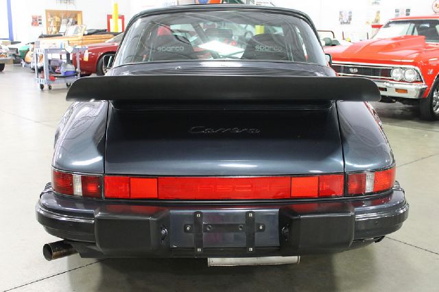 Porsche 911 1987 photo 3