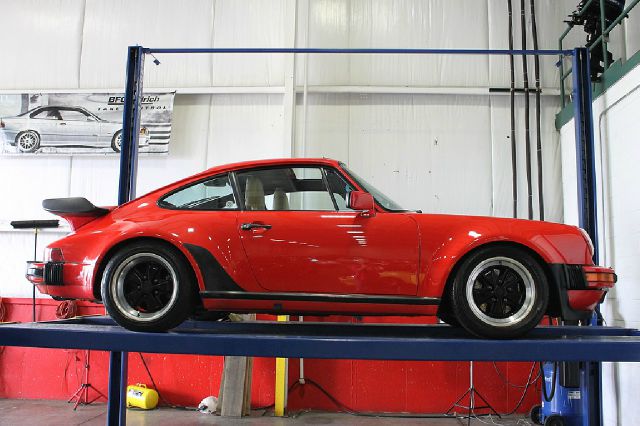 Porsche 911 1987 photo 38