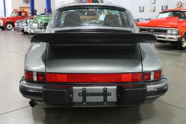 Porsche 911 1988 photo 4