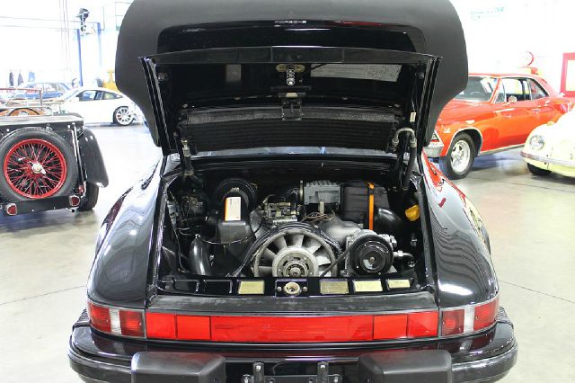 Porsche 911 1988 photo 37