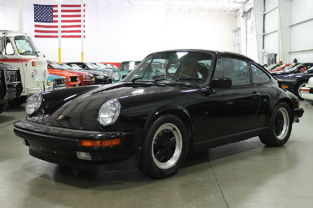 Porsche 911 1988 photo 4