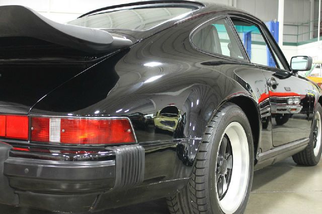 Porsche 911 1989 photo 44