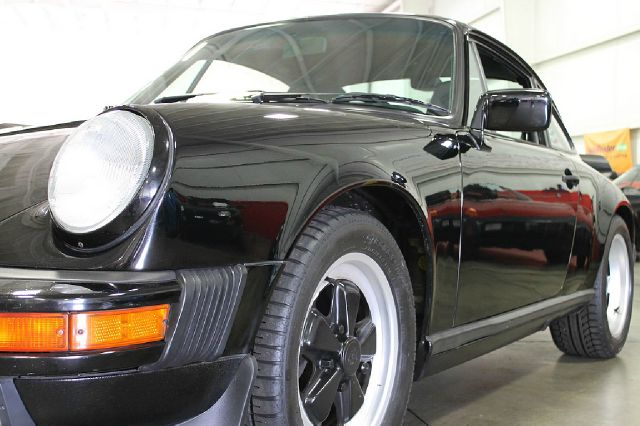 Porsche 911 1989 photo 45