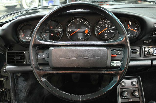 Porsche 911 1989 photo 74