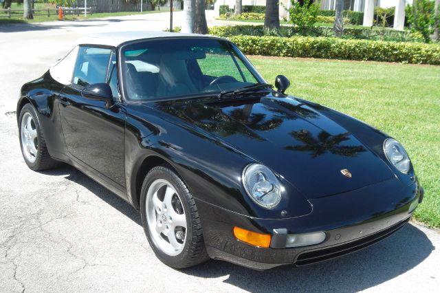 Porsche 911 1995 photo 2