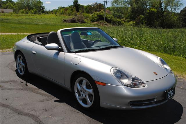 Porsche 911 4WD REG CAB 120.5 SLT Convertible