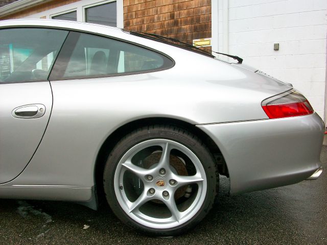 Porsche 911 2002 photo 1