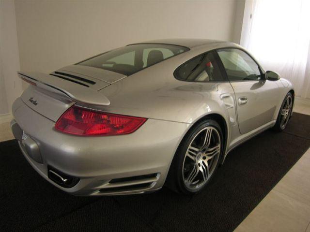 Porsche 911 2008 photo 2