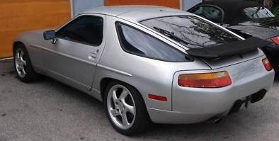 Porsche 928 1987 photo 1