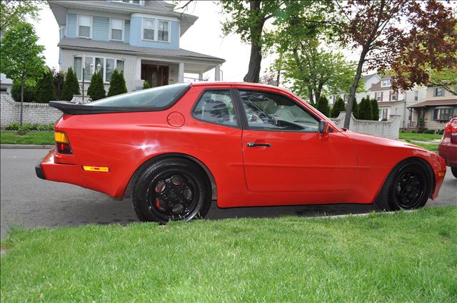 Porsche 944 1986 photo 2