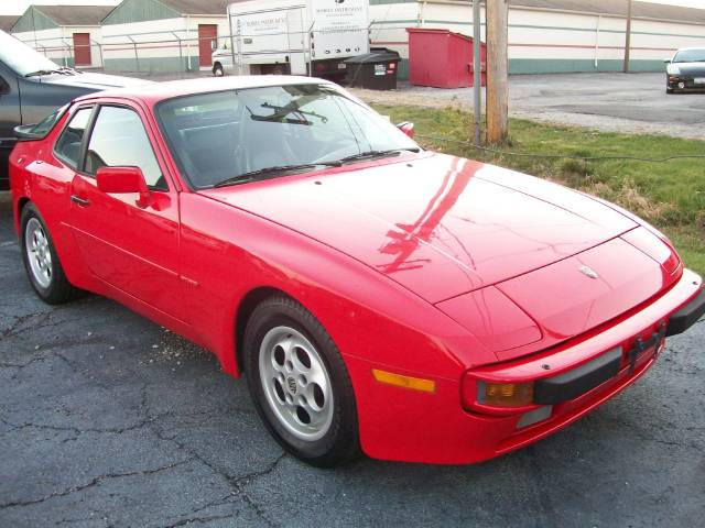 Porsche 944 XR Coupe