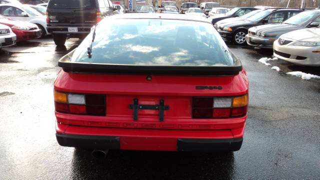 Porsche 944 1987 photo 3