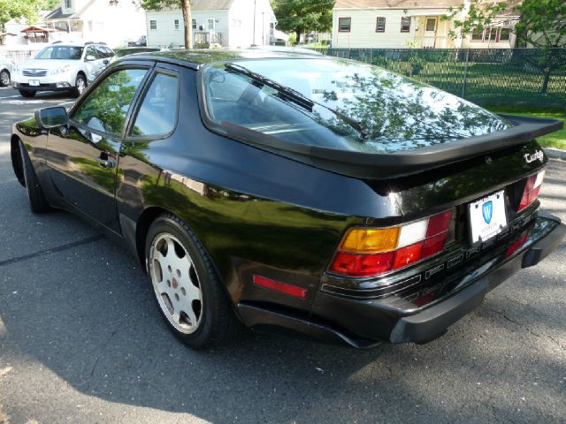 Porsche 944 1989 photo 3