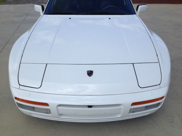 Porsche 944 1989 photo 1