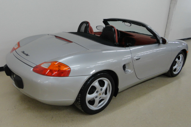 Porsche Boxster 1998 photo 1