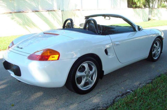 Porsche Boxster 1999 photo 2