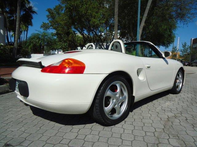 Porsche Boxster 2000 photo 21