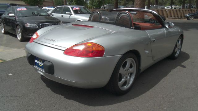 Porsche Boxster 2000 photo 2