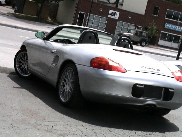 Porsche Boxster 2002 photo 2