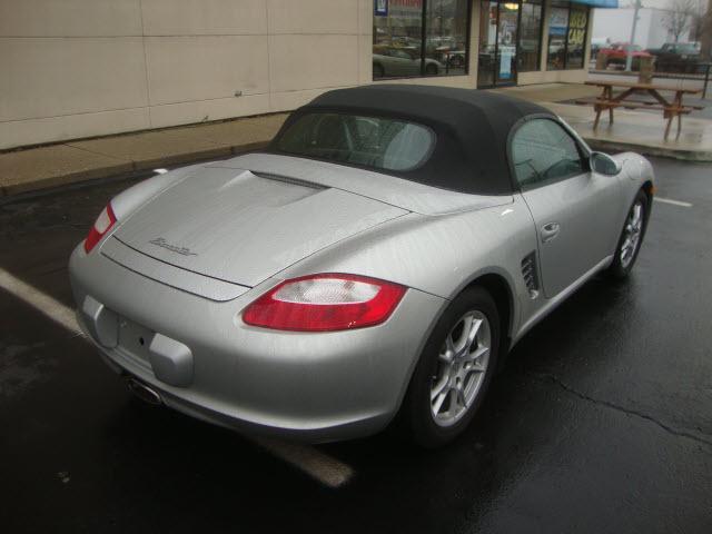 Porsche Boxster 2008 photo 2