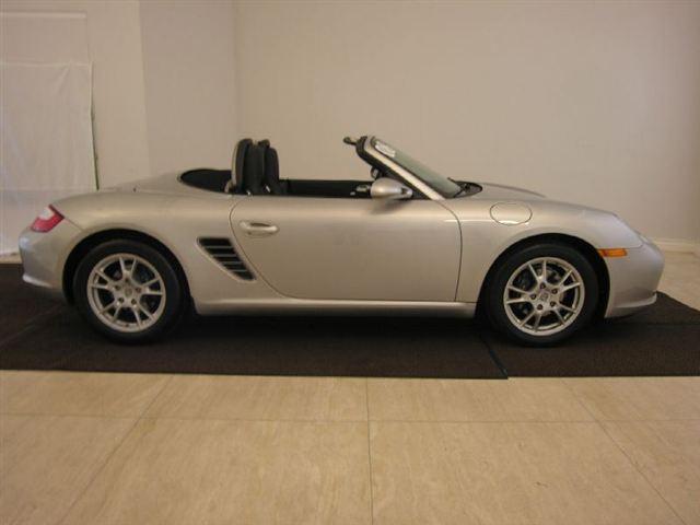 Porsche Boxster 2008 photo 2