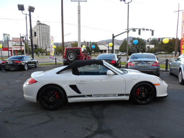 Porsche Boxster 2011 photo 2