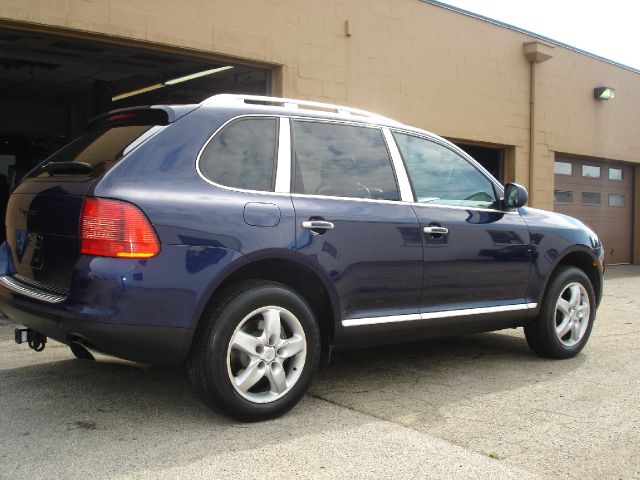 Porsche Cayenne 2004 photo 1