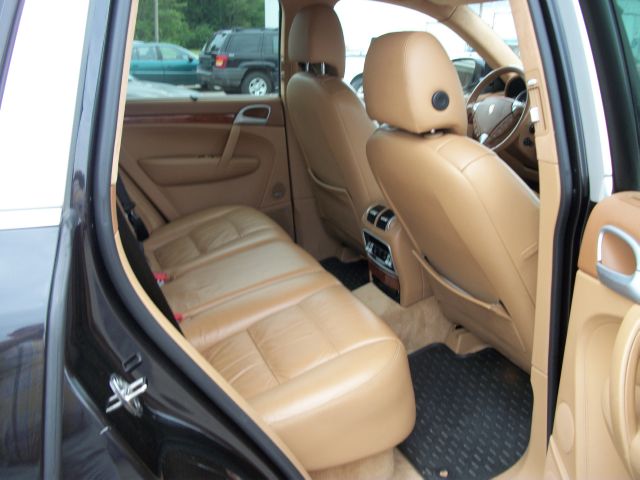 Porsche Cayenne 2004 photo 11