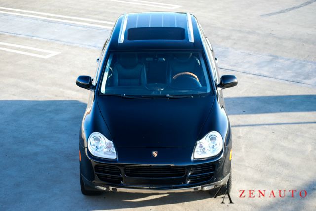 Porsche Cayenne 2004 photo 4