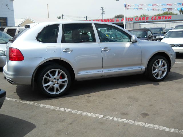 Porsche Cayenne 2004 photo 3