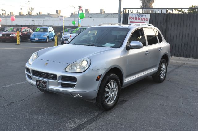 Porsche Cayenne 2005 photo 2