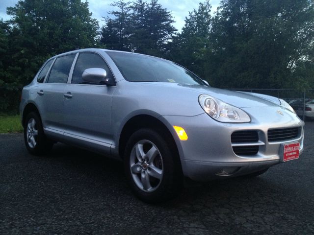 Porsche Cayenne 2005 photo 16