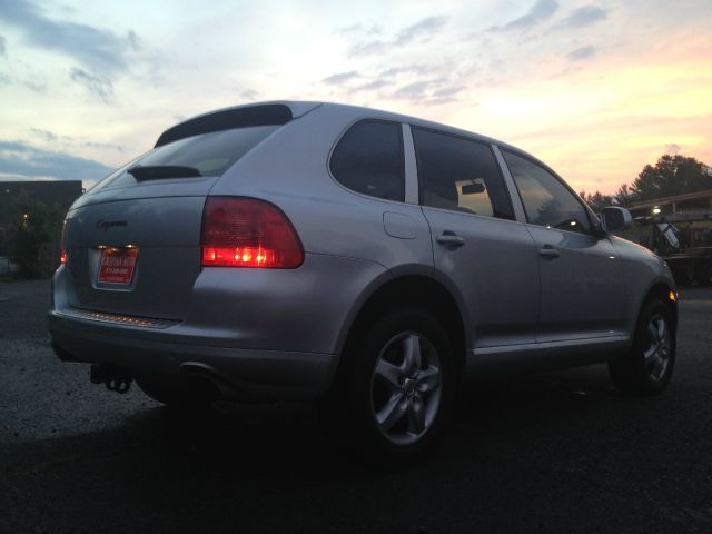 Porsche Cayenne 2005 photo 39