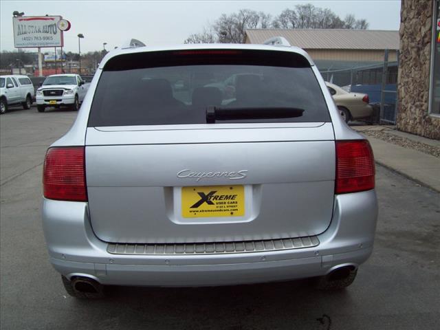 Porsche Cayenne 2006 photo 2