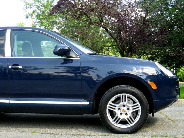 Porsche Cayenne 2006 photo 1