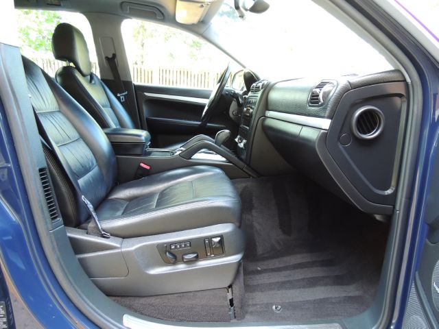 Porsche Cayenne 2006 photo 18