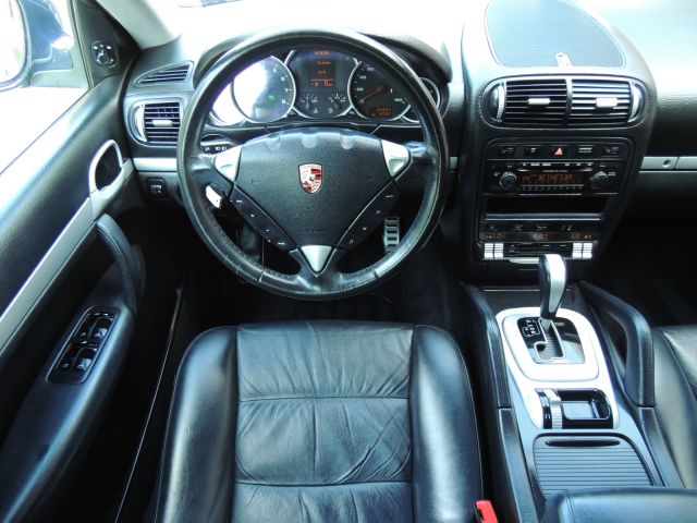 Porsche Cayenne 2006 photo 8