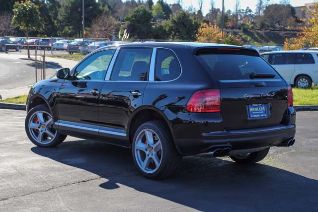 Porsche Cayenne 2006 photo 2