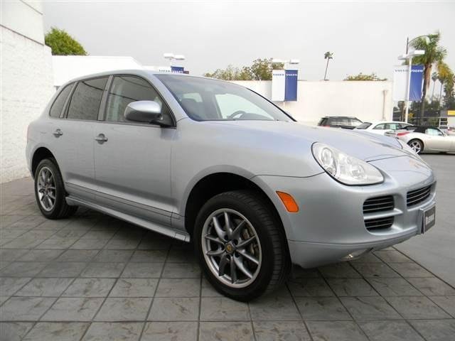 Porsche Cayenne 2006 photo 2