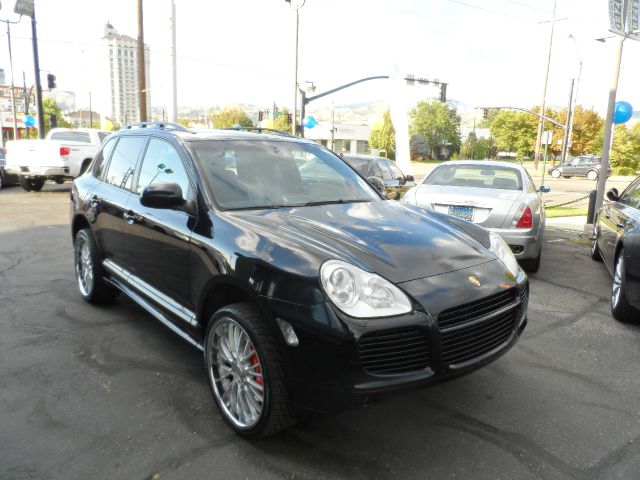 Porsche Cayenne 2006 photo 2