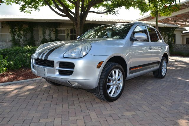 Porsche Cayenne 2006 photo 1