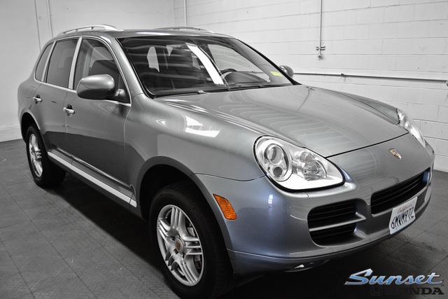 Porsche Cayenne 2006 photo 2