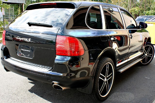 Porsche Cayenne 2006 photo 2