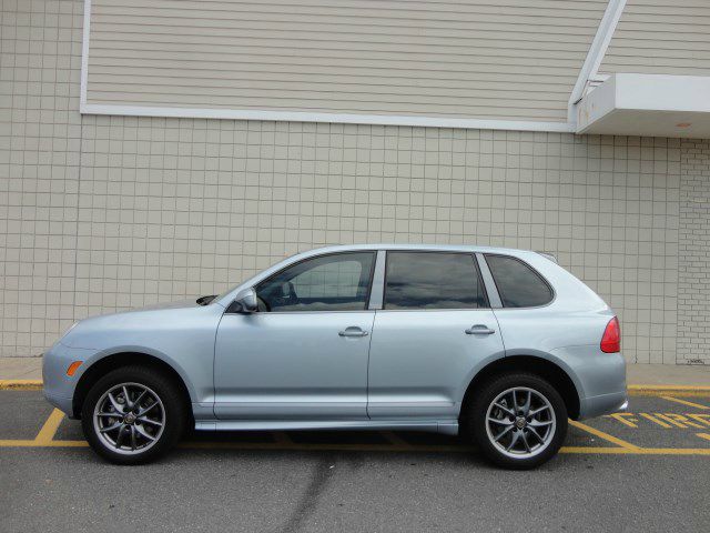 Porsche Cayenne 2006 photo 2