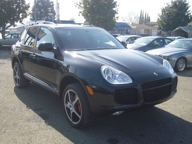 Porsche Cayenne 2006 photo 2