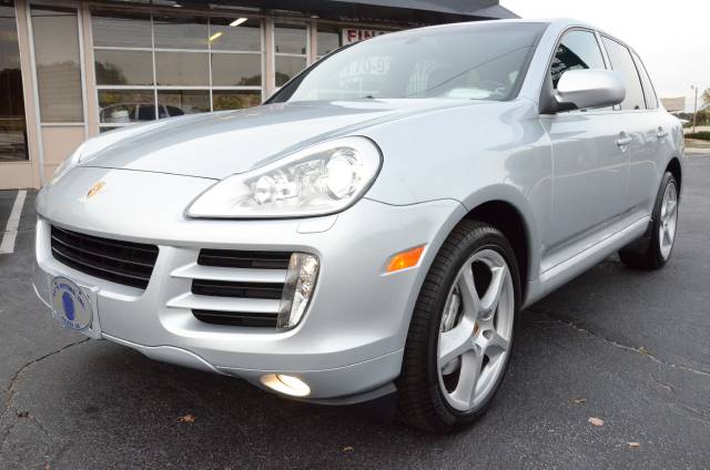 Porsche Cayenne 2008 photo 1